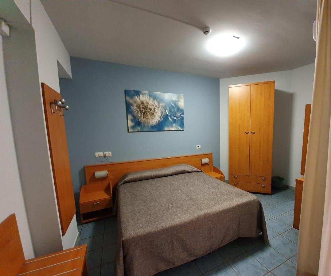 Hotel Casale Dei Greci 比亚恩卡维拉 外观 照片