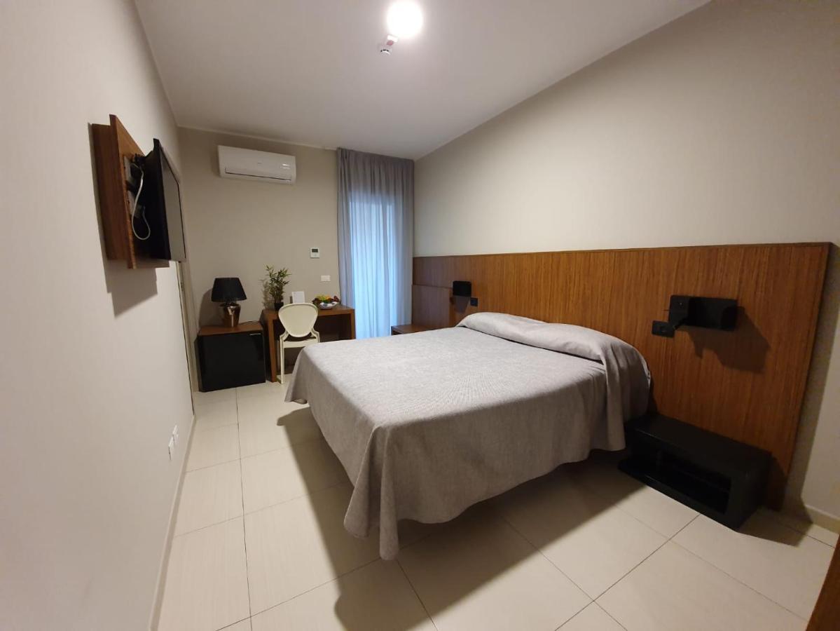 Hotel Casale Dei Greci 比亚恩卡维拉 外观 照片