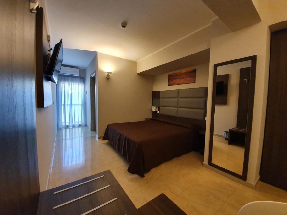 Hotel Casale Dei Greci 比亚恩卡维拉 外观 照片