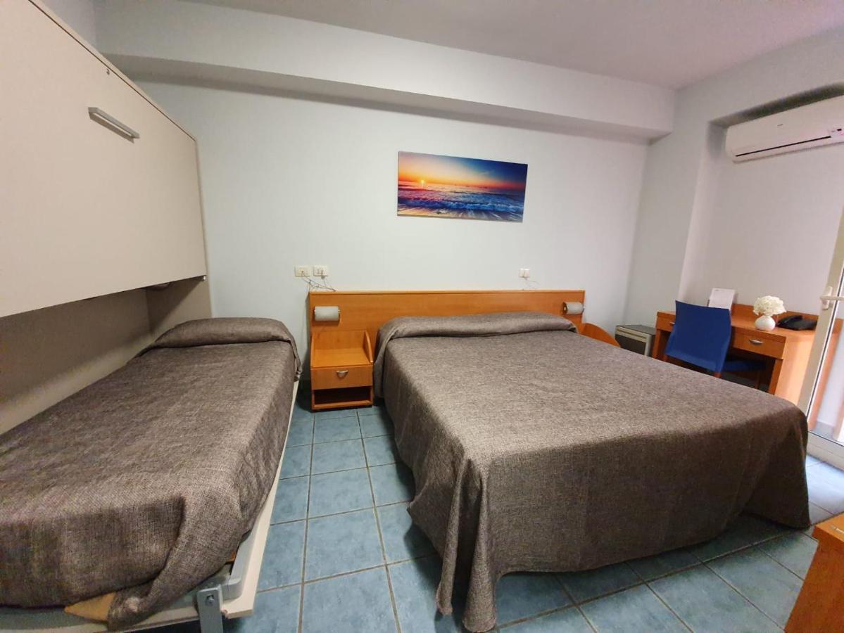 Hotel Casale Dei Greci 比亚恩卡维拉 外观 照片